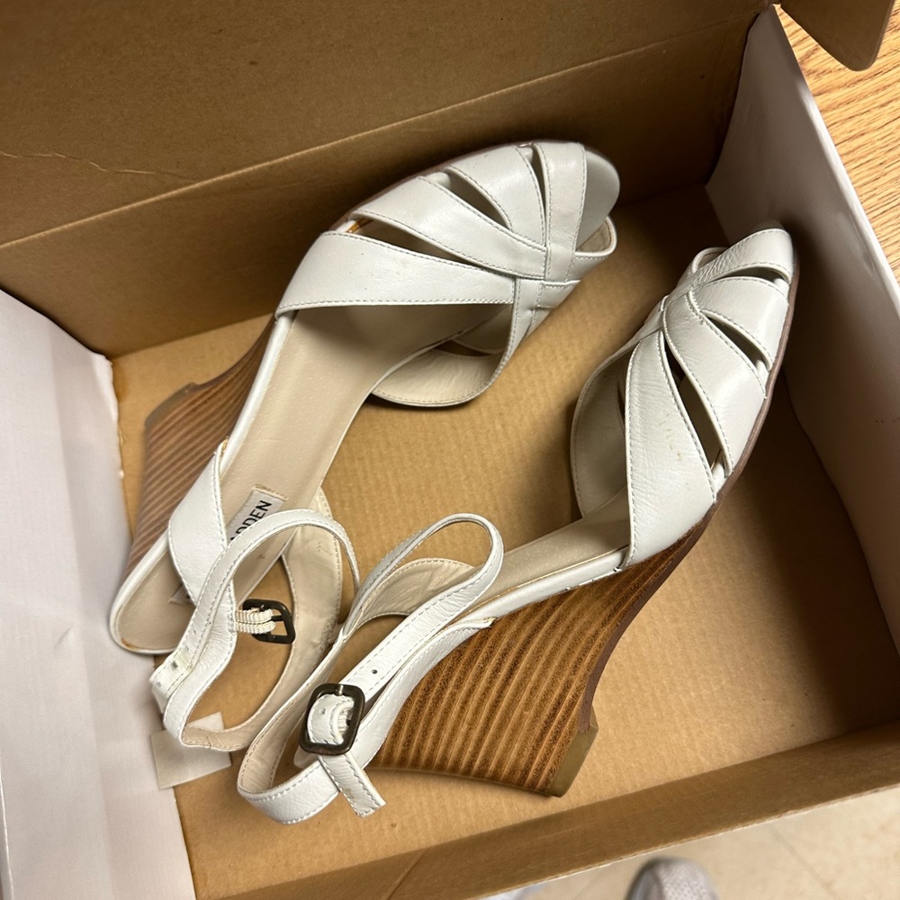 Steve Madden - Size 8 (White) Barely Used! - image 1